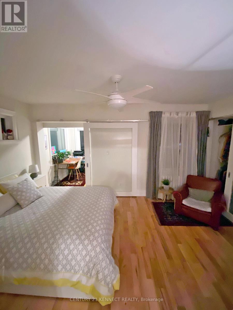 FIRST FLOOR - 279 ST CLAIR AVENUE E, Toronto (Rosedale-Moore Park) — photo 8