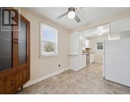 320 Queen Street W, Wellington North, ON N0G2L3 Photo 9