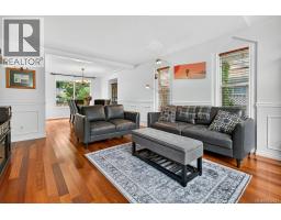 Dining nook - 1123 Zeballos Dr, Courtenay, BC V9N8P7 Photo 11