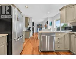 1123 Zeballos Dr, Courtenay, BC V9N8P7 Photo 17
