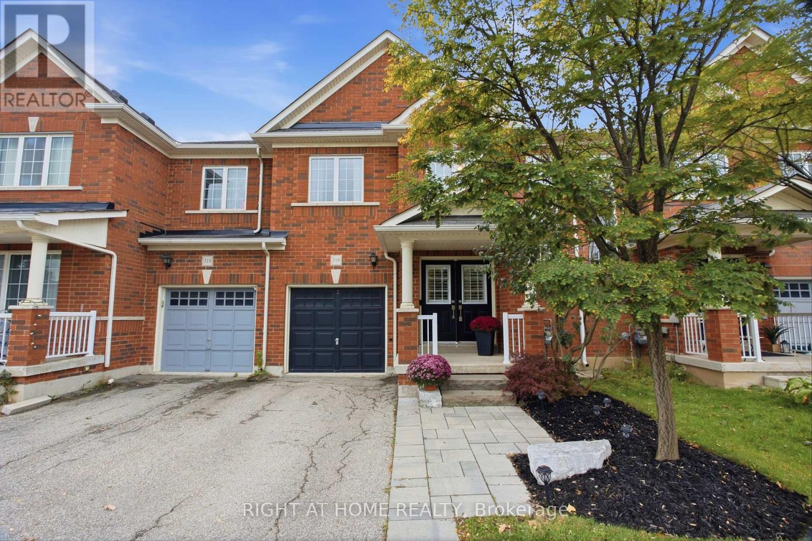 316 DUNCAN LANE - 1