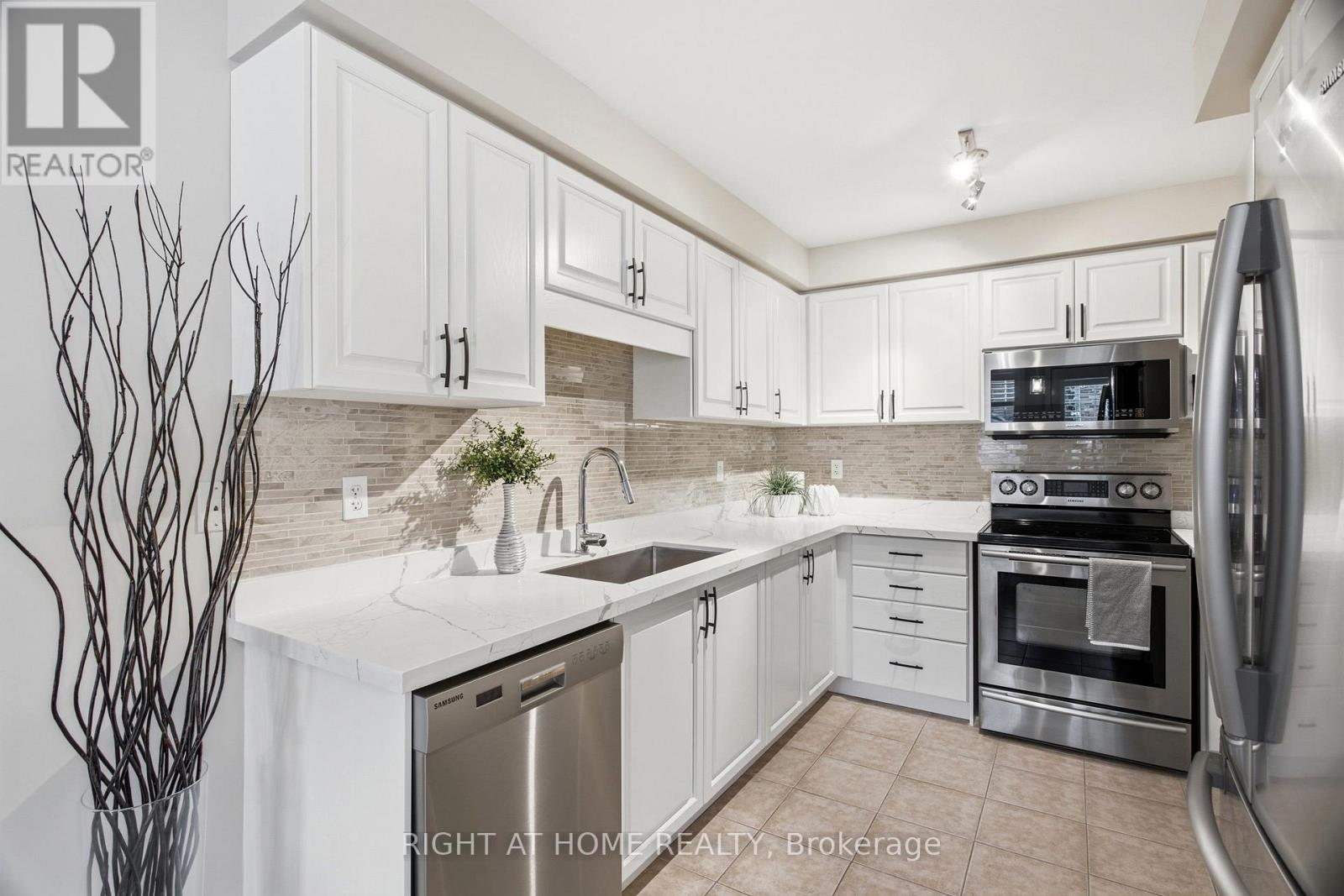 316 DUNCAN LANE, Milton (SC Scott) — photo 9