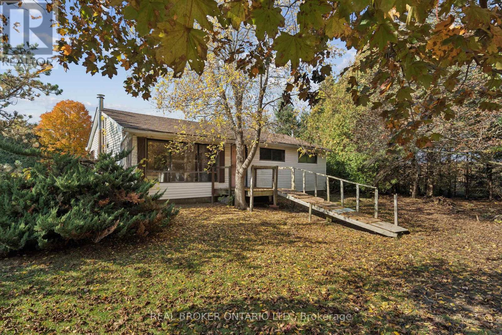 5649 25 SIDE ROAD, Milton (NA Rural Nassagaweya) — photo 3
