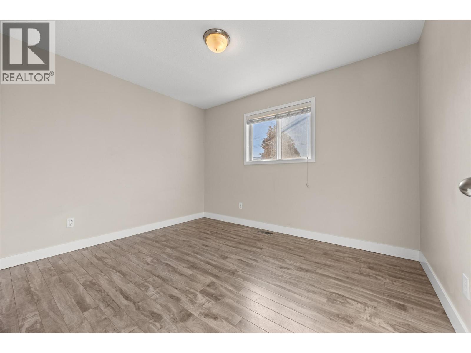  721-725 Francis Avenue, Kelowna