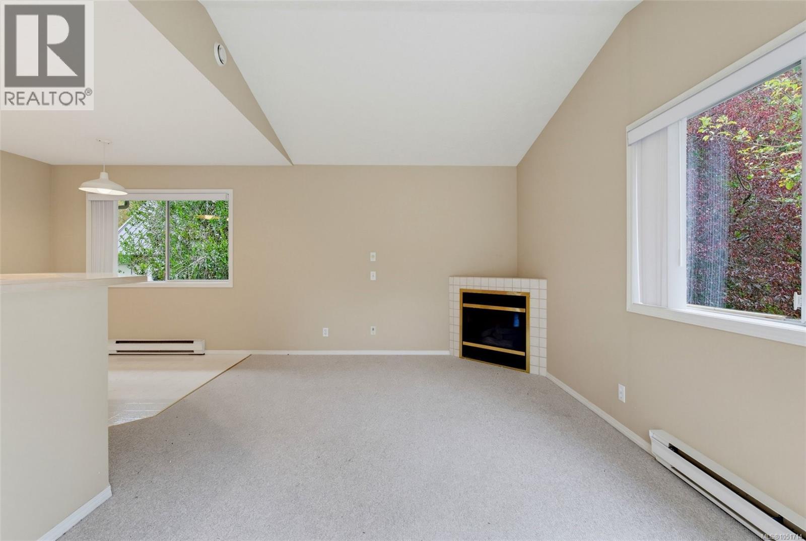 975 Annie St - 29