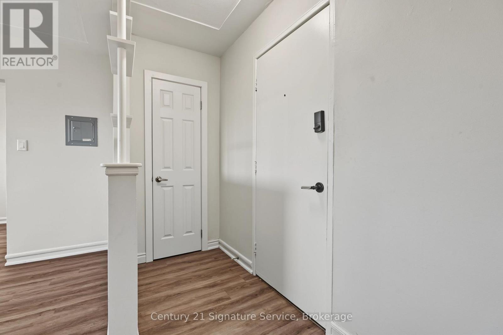 1254 FENNELL AVENUE E, Hamilton (Huntington) — photo 4
