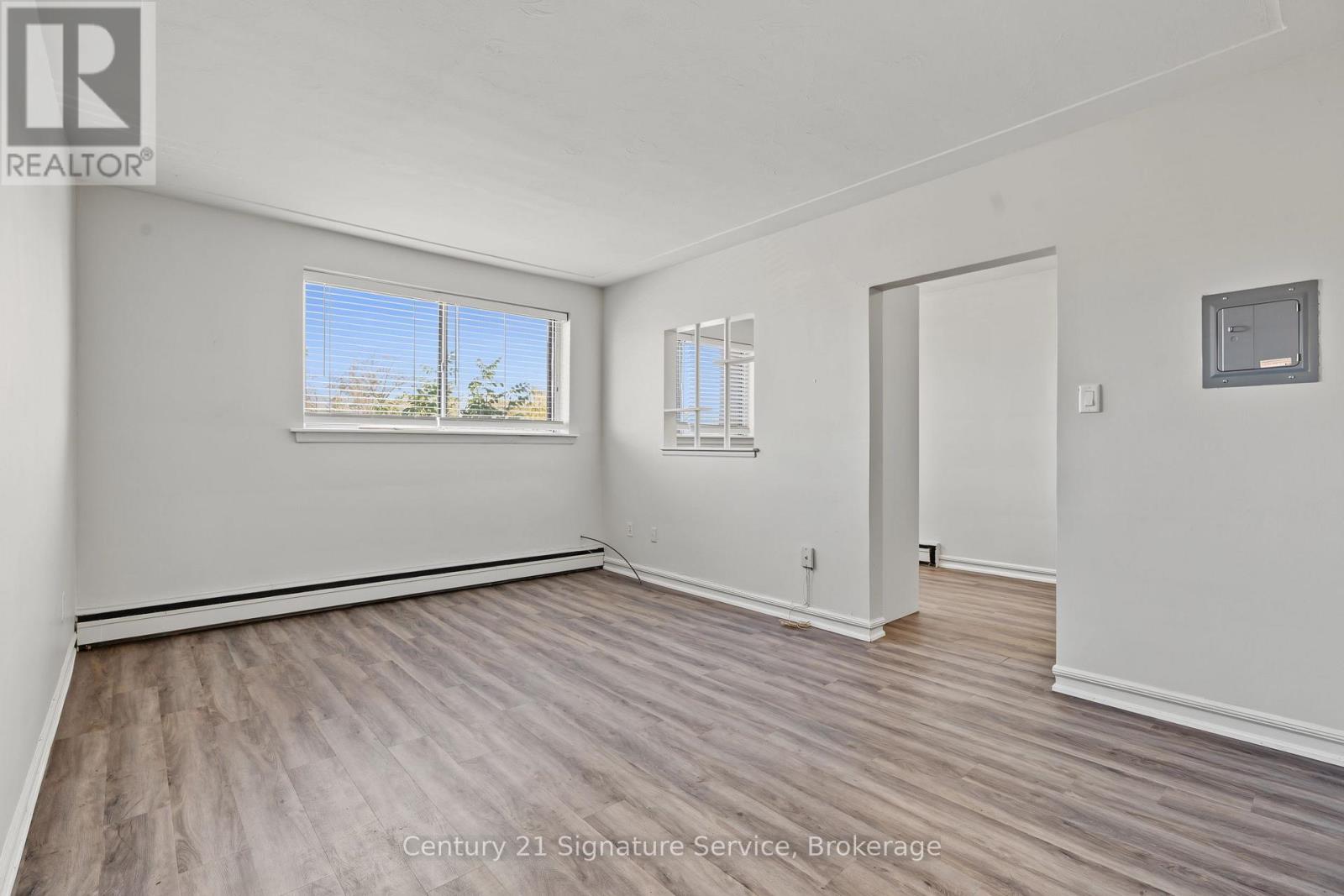 1254 FENNELL AVENUE E, Hamilton (Huntington) — photo 5