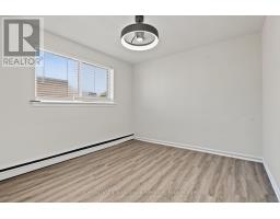 1254 Fennell Avenue E, Hamilton, ON L8T1T4 Photo 12