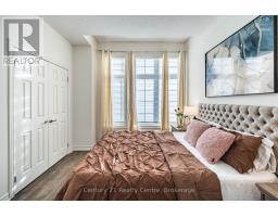 355 Royal West Drive W, Brampton, ON L6X5J6 Photo 32