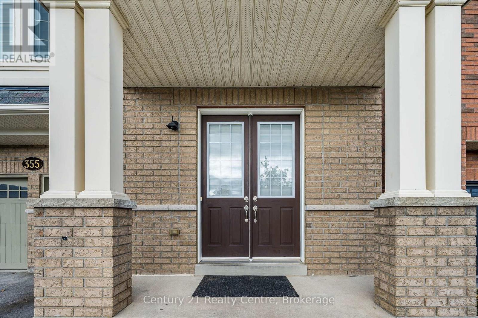 355 ROYAL WEST DRIVE W, Brampton (Credit Valley) — photo 4