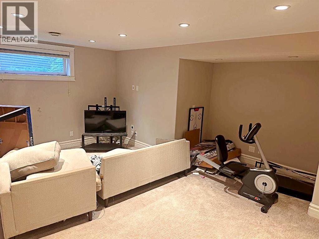 110 Pebble Lane, Fort McMurray