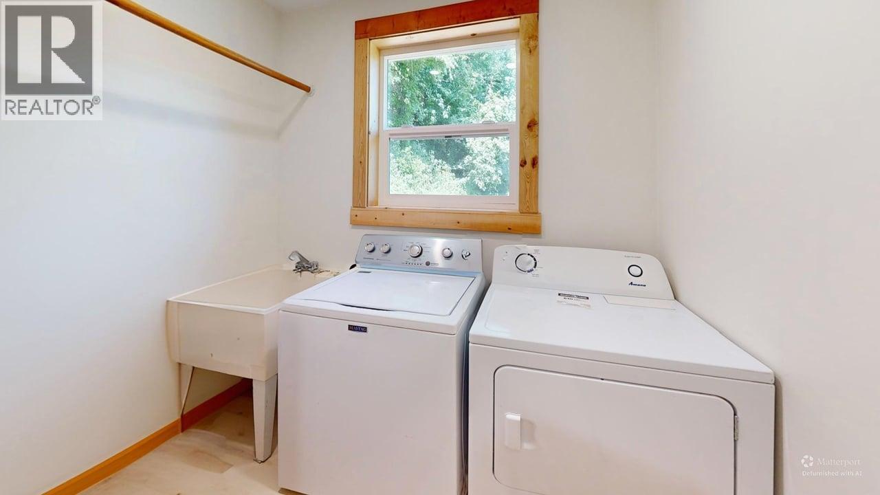283 WELLINGTON Avenue - 24