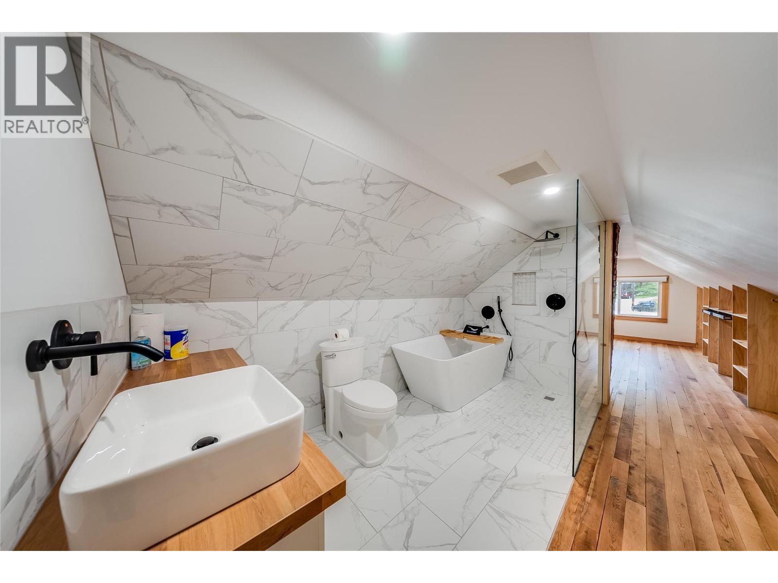 283 WELLINGTON Avenue - 31