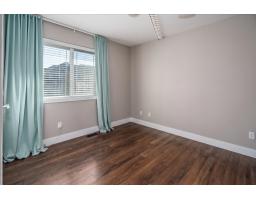 20499 82 Avenue, Langley, BC V2Y0S3 Photo 25