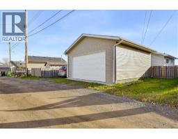 1303 Penedo Crescent Se, Calgary, AB T2A3N7 Photo 44