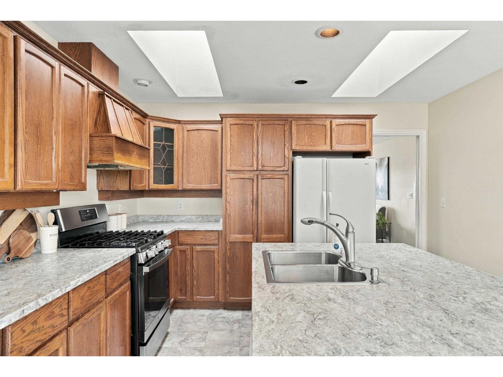 Photo of 6375 187A STREET 7