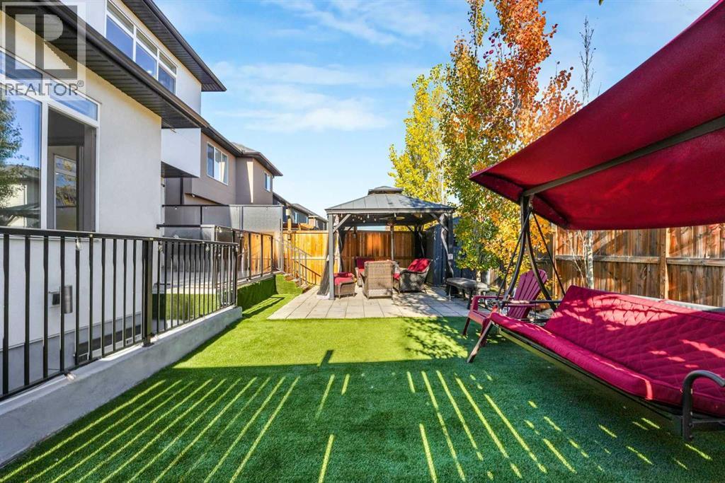 456 Legacy Boulevard SE photo 7