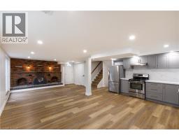 Primary Bedroom - 11 Algonquin Court Unit# Lower, Hamilton, ON L8T4T2 Photo 6
