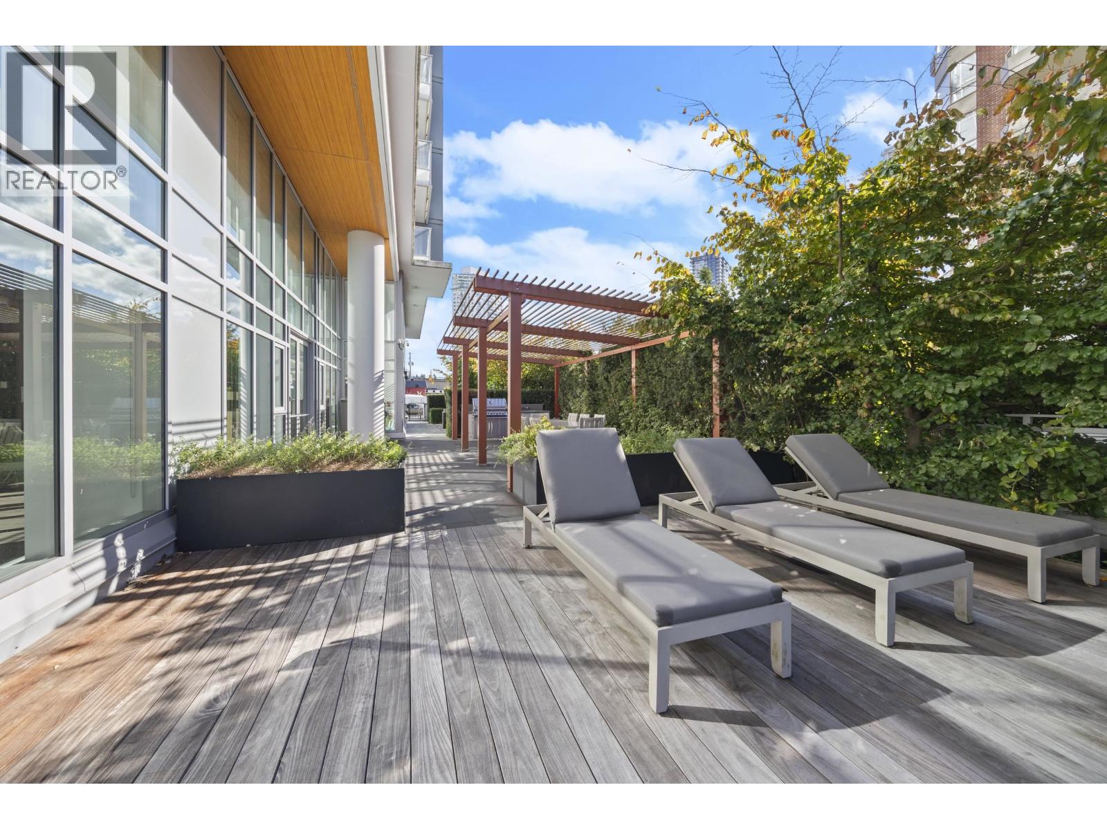 Photo of 1401 520 COMO LAKE AVENUE 30