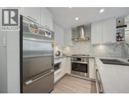 1401 520 Como Lake Avenue, Coquitlam, BC V3J0E8 Photo 10