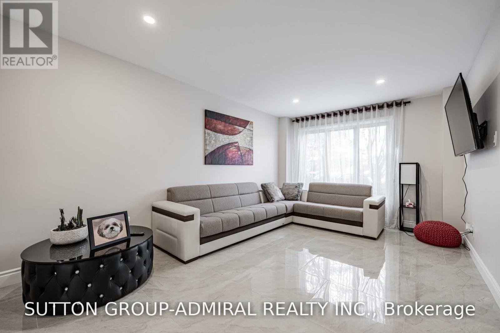 39 CROOKED STICK ROAD, Vaughan (Glen Shields) — photo 7