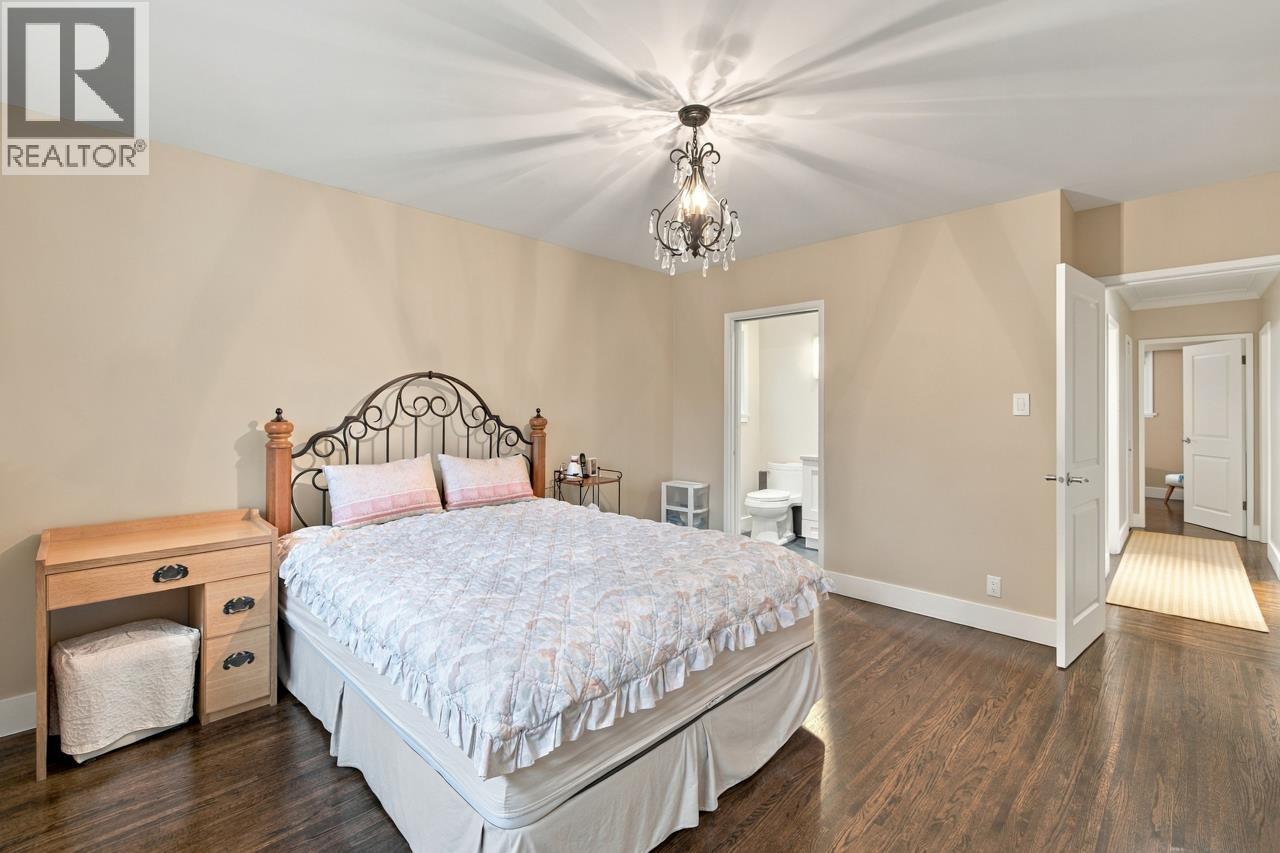 Photo of 5788 CROWN STREET 24