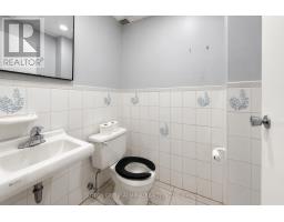#1 - 130 Lepage Court, Toronto, ON M3J3J1 Photo 18