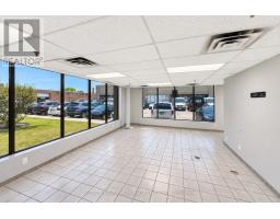 #1 - 130 Lepage Court, Toronto, ON M3J3J1 Photo 20