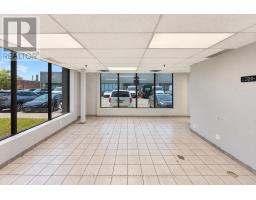 #1 - 130 Lepage Court, Toronto, ON M3J3J1 Photo 21