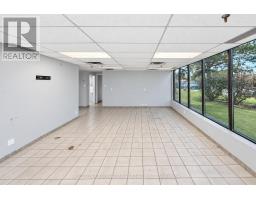 #1 - 130 Lepage Court, Toronto, ON M3J3J1 Photo 25