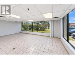 #1 - 130 Lepage Court, Toronto, ON M3J3J1 Photo 26