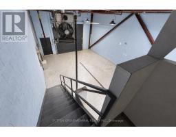 #1 - 130 Lepage Court, Toronto, ON M3J3J1 Photo 31