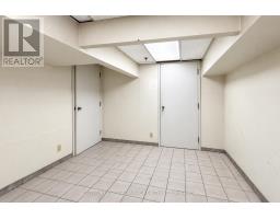 #1 - 130 Lepage Court, Toronto, ON M3J3J1 Photo 35