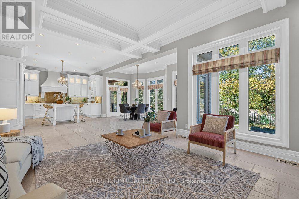 110 MUNRO BOULEVARD - 14