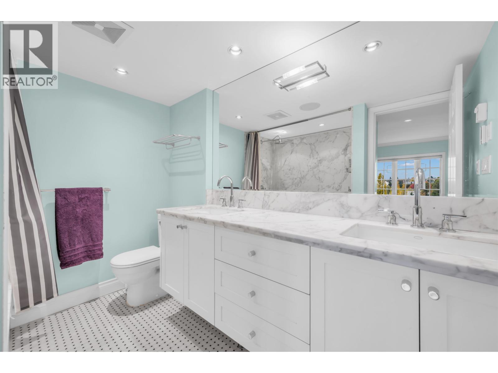 Photo of 103 1311 BEACH AVENUE 19