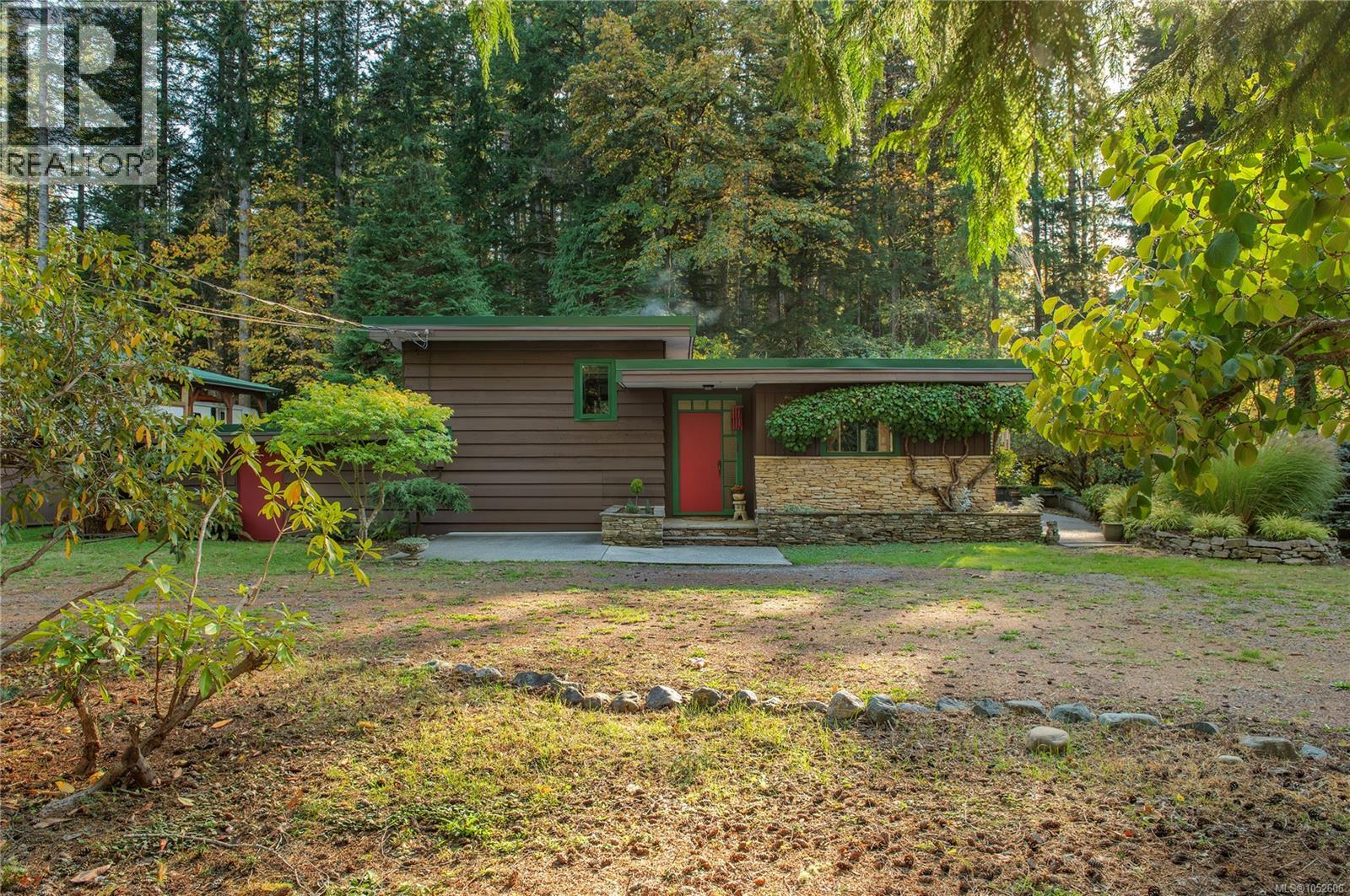 2691 Campbell River Rd - 1