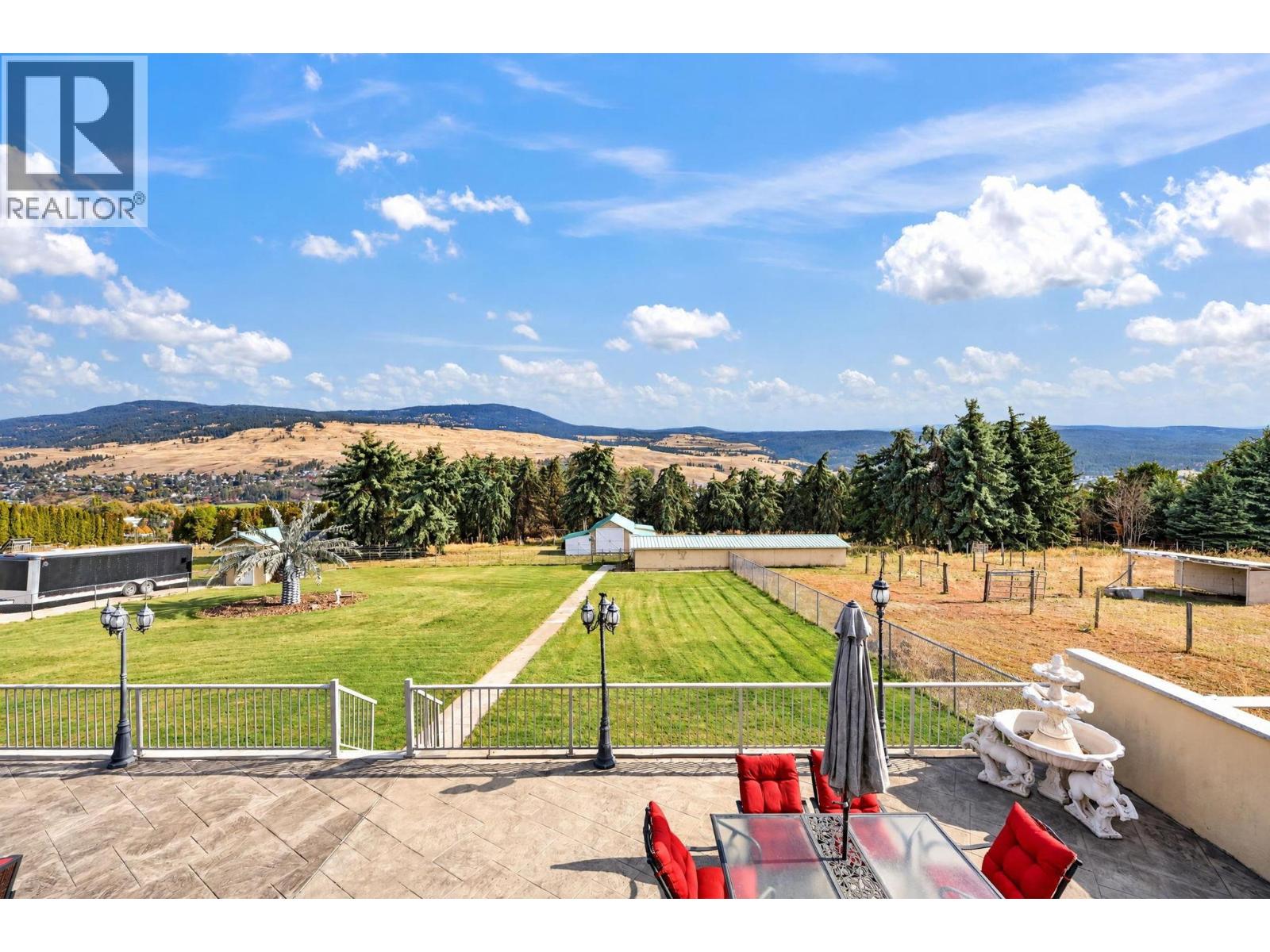9771 Read Road, Lake Country