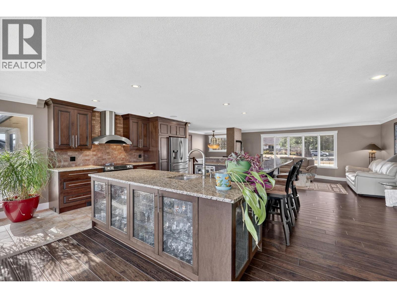 9771 Read Road, Lake Country
