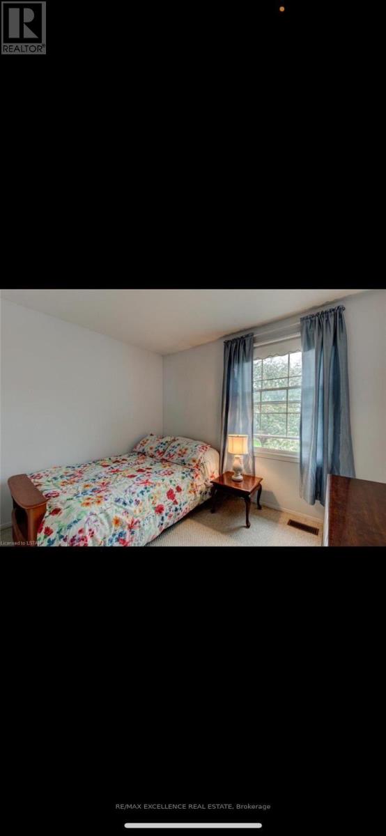 328 WILKINS STREET, London South (South R) — photo 5