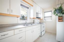 368 Hazel Dell Avenue, Winnipeg, MB R2K0P9 Photo 9