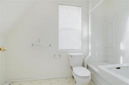 399 Central Avenue, Ste Anne, MB R5H1G1 Photo 25