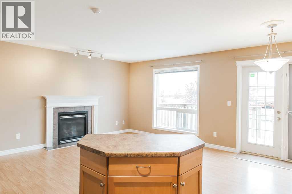10350 70 Avenue, photo 9 of 32