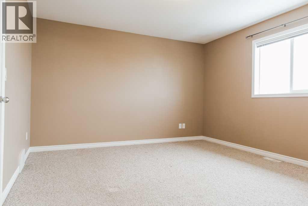 10350 70 Avenue, photo 16 of 32