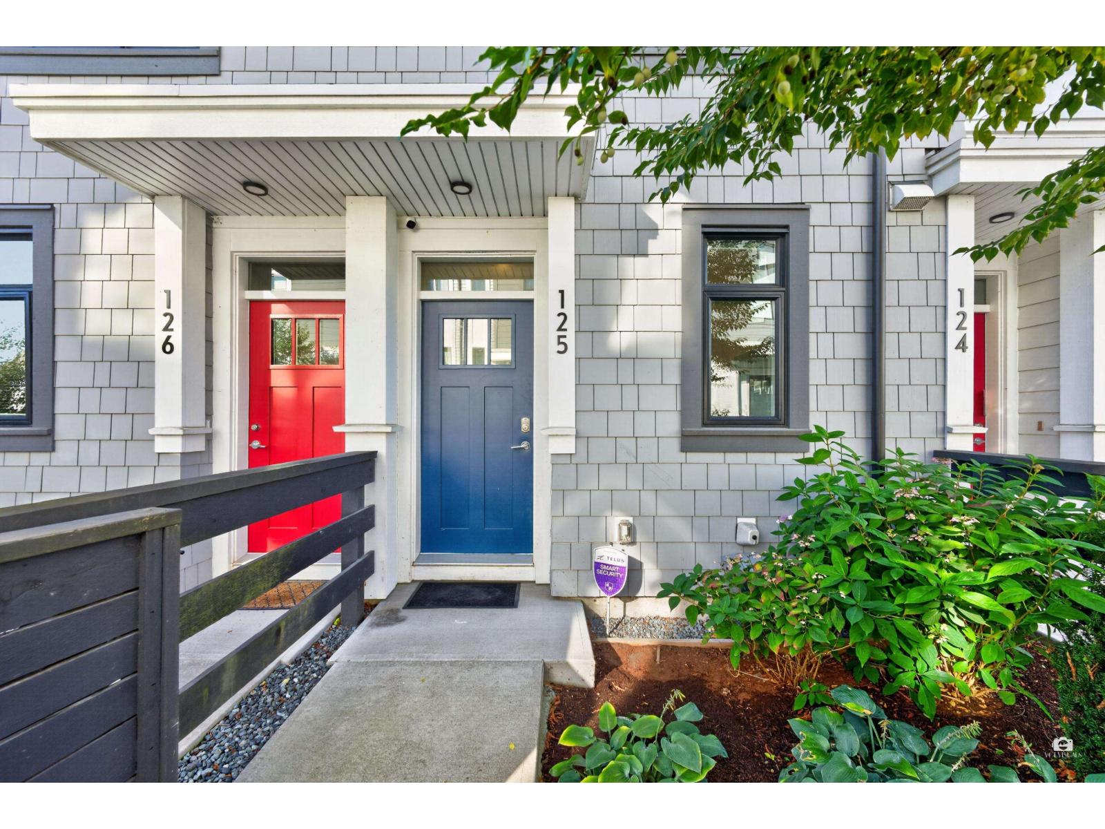 Photo of 125 15235 SITKA DRIVE 34