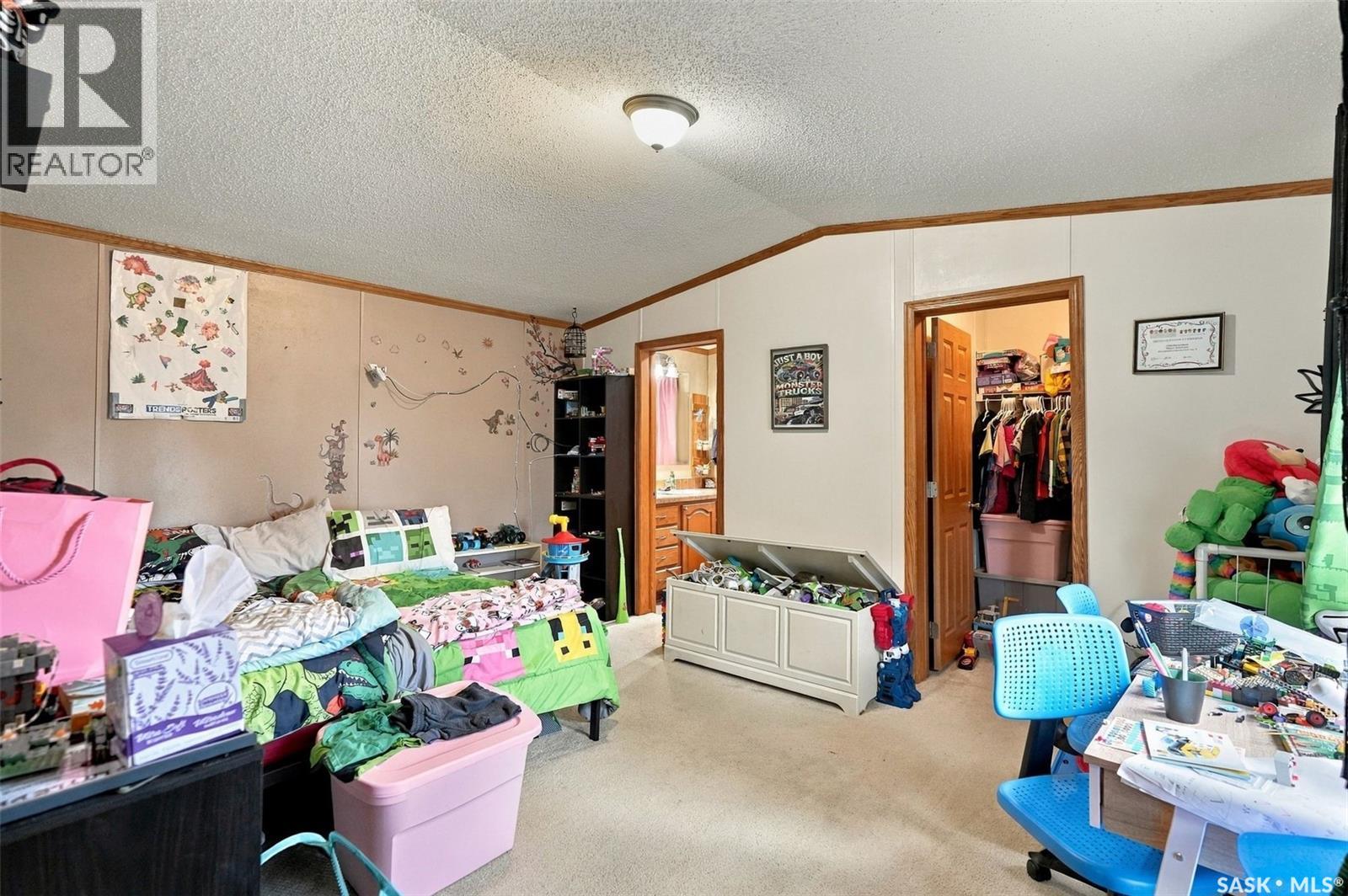 305 5th AVENUE, Caronport — photo 13