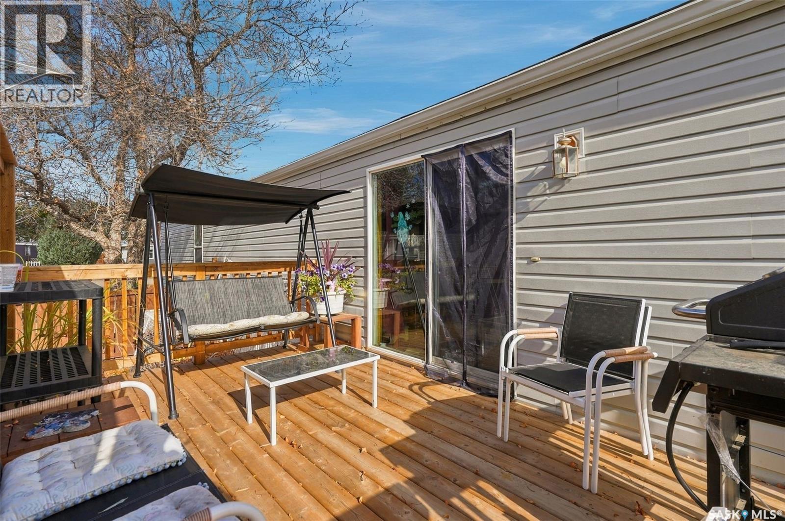 305 5th AVENUE, Caronport — photo 23