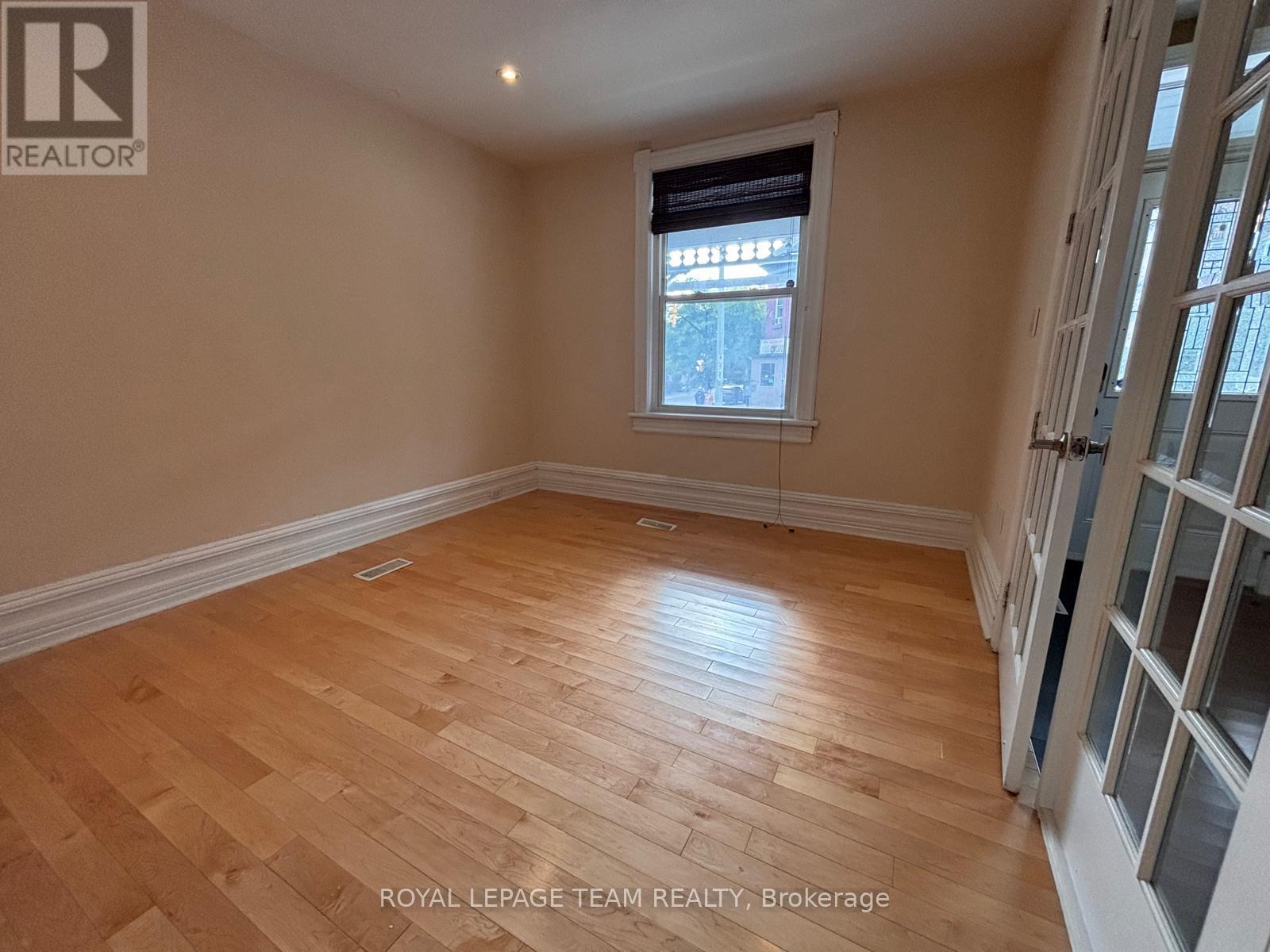 1 - 371 BRONSON AVENUE, Ottawa — photo 11