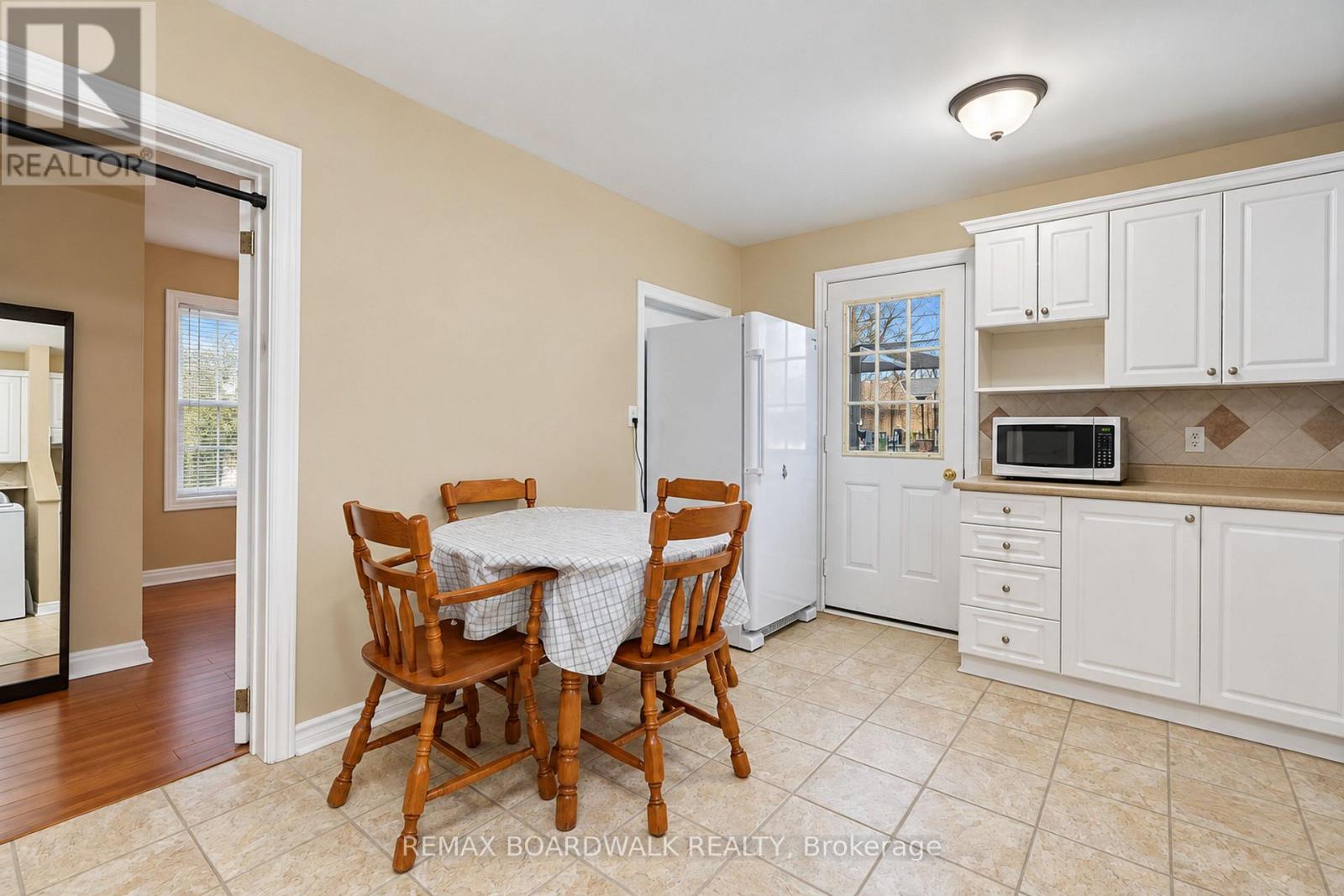 46 CAMERON STREET - 11