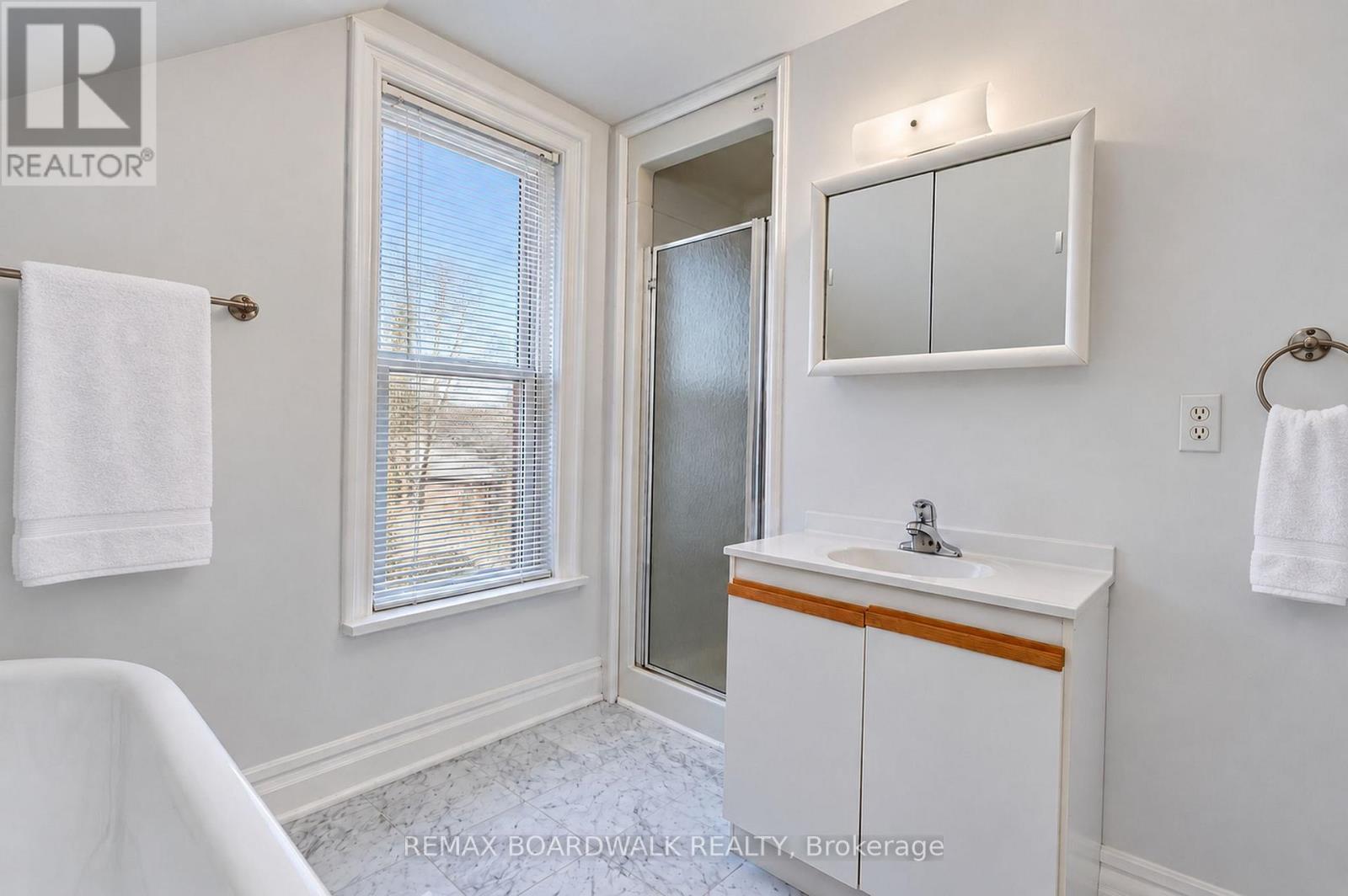 46 CAMERON STREET - 20