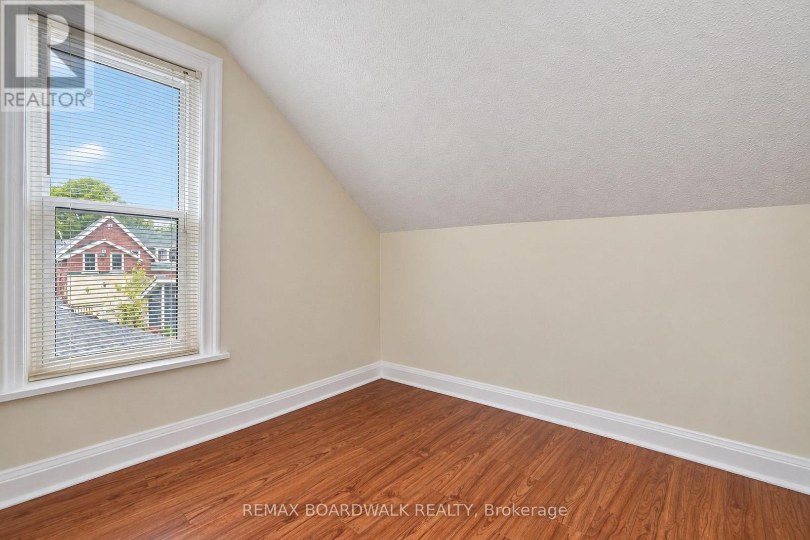 46 CAMERON STREET - 21